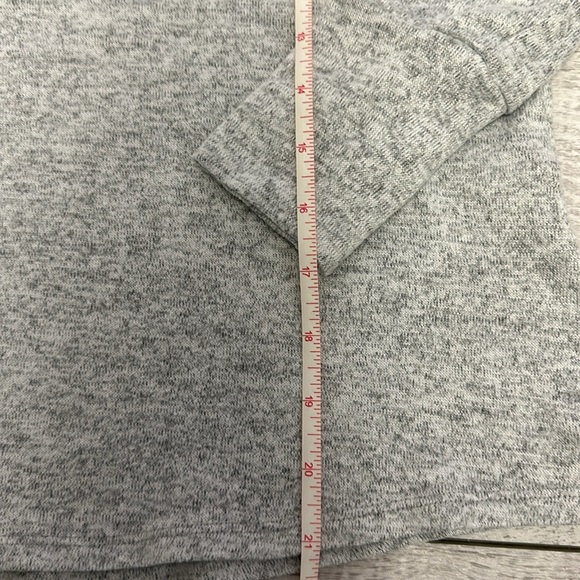 89th + Madison Gray Soft Light Weight Sweater - Picture 8 of 10